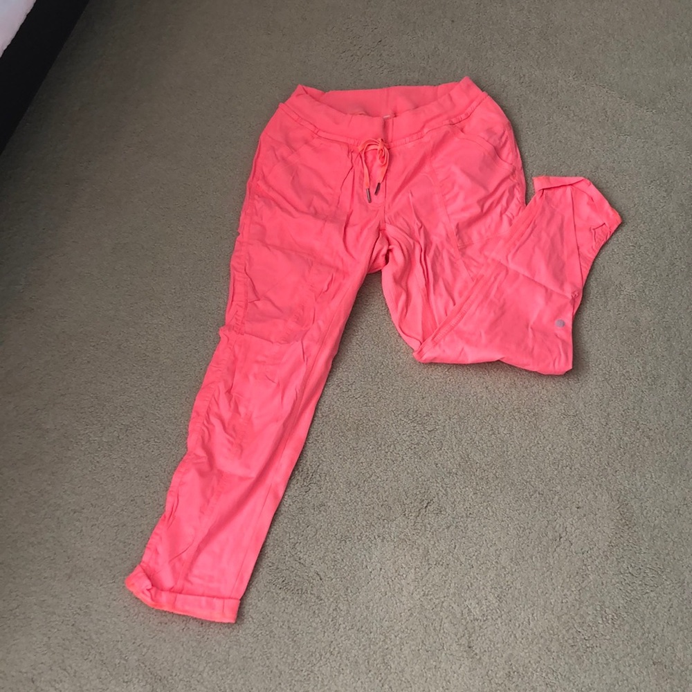 Lululemon Street to Studio Pant (Size 6)